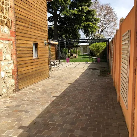 Liberte Verdun Igr Paul Brousse Apartment